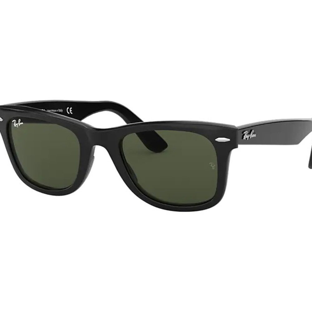 Original Wayfarer Classic Sunglasses in Matte Black and Polarized